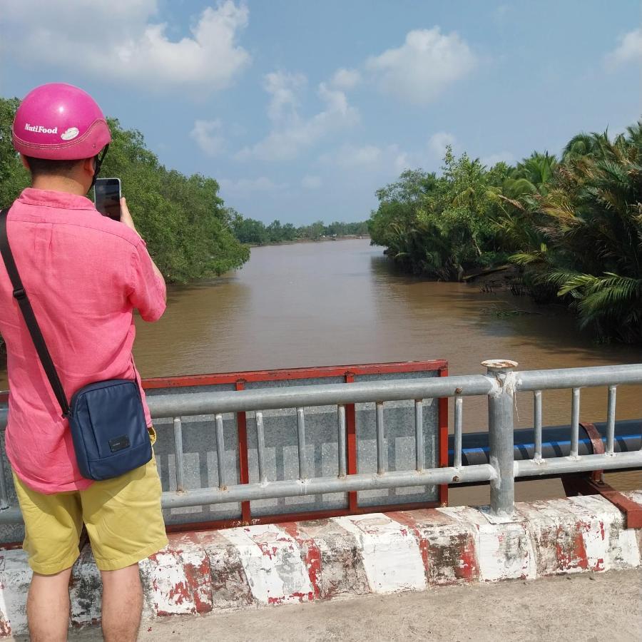 Bentrestay Giong Tu Dien المظهر الخارجي الصورة